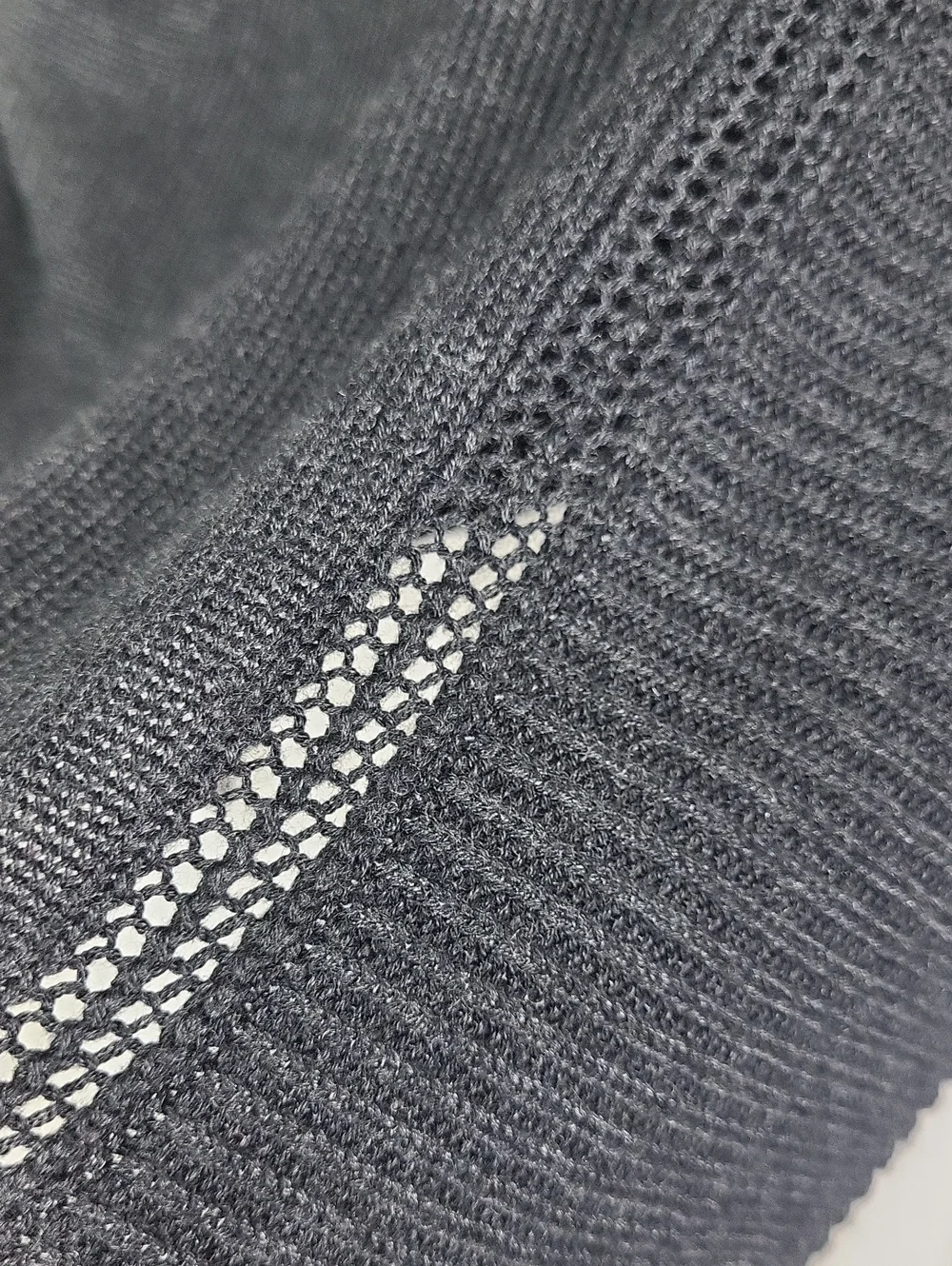 Lululemon Breeze Easy Wrap Sweater.  Size‎